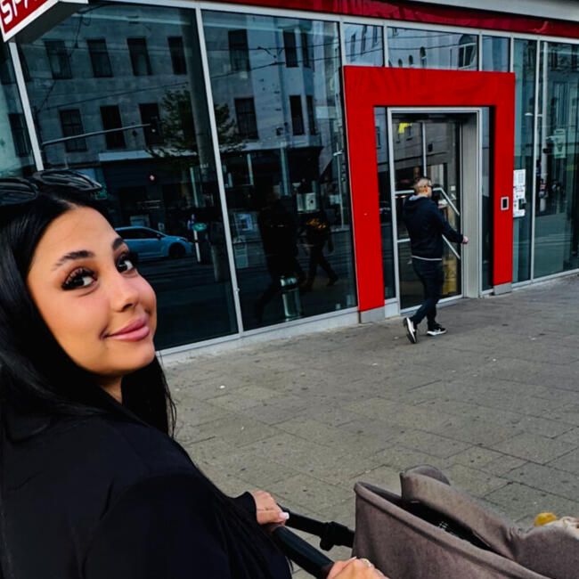 Babysitter in Wien: Gloria