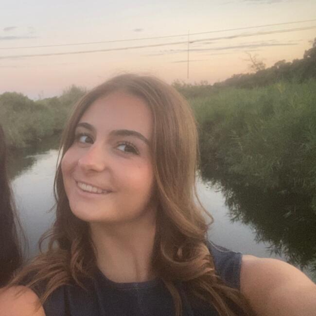 Babysitter in Cabriès: Camille