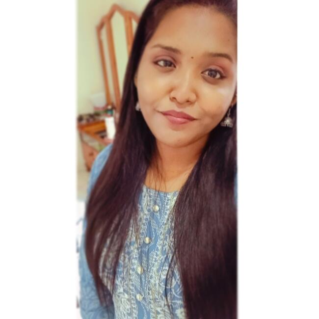 Babysitter in Wattala: Davina