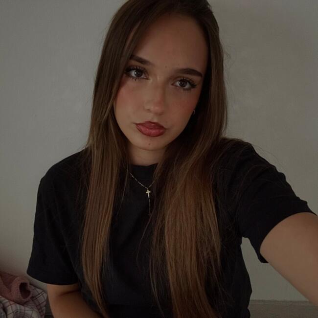Babysitter in Amiens: Sarah Ghaya
