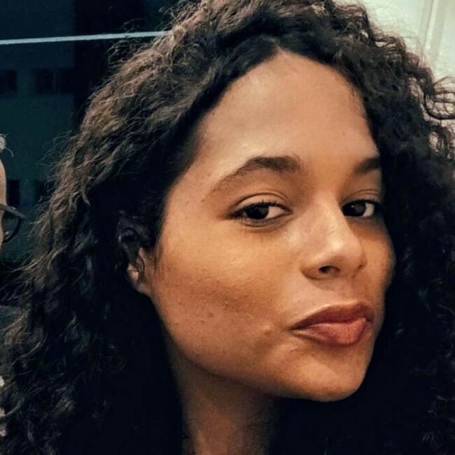 Babá em Jaboatão dos Guararapes: Luana