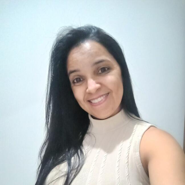 Babá em Betim: Tia Keila