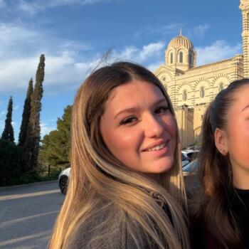 Babysitter in Plan-dAups-Sainte-Baume: Lilou