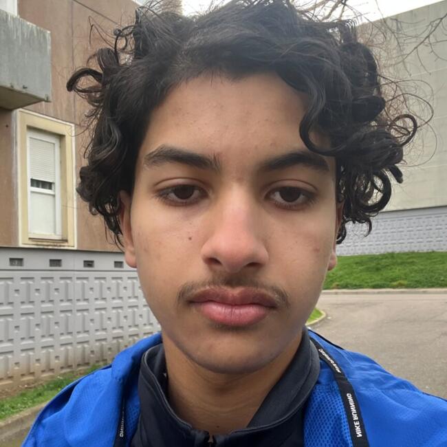 Babysitter in Sens: Aissa