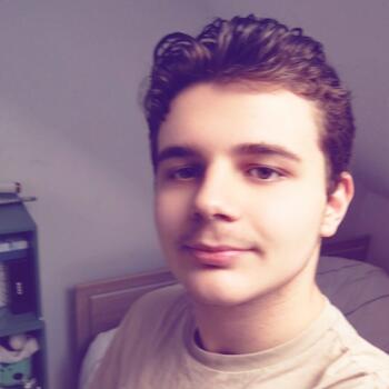 Babysitter in Valenciennes: Tony