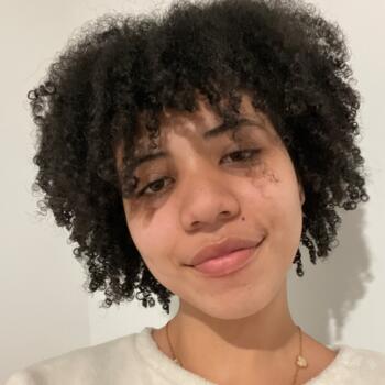 Babysitter in Springfield (Ohio): Mia