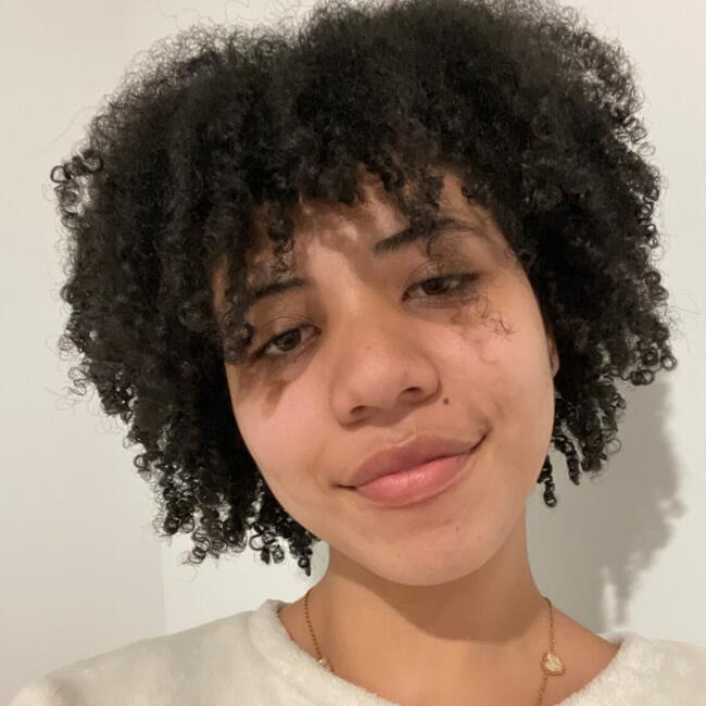 Babysitter in Springfield (Ohio): Mia