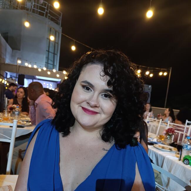 Babysitter in Esteio: Laura