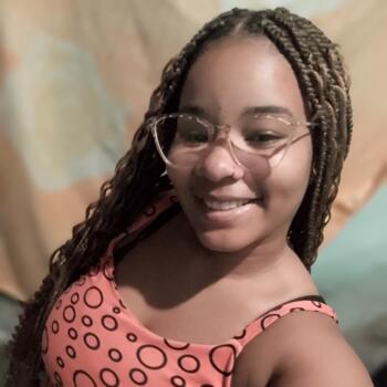 Babá em Recife: Beatriz