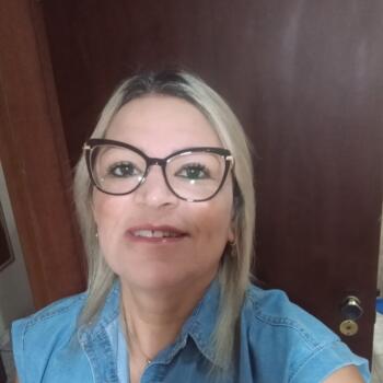 Babysitter Taubaté: Ana