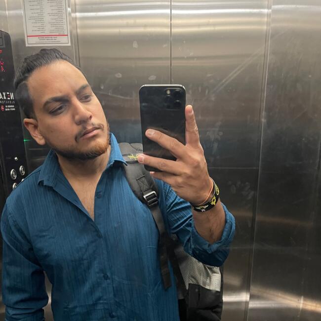 Babysitting job in Surat: UJVAL