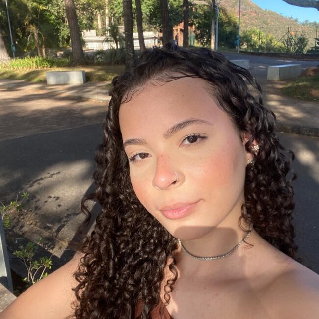 Babysitter in Belo Horizonte: Hellen
