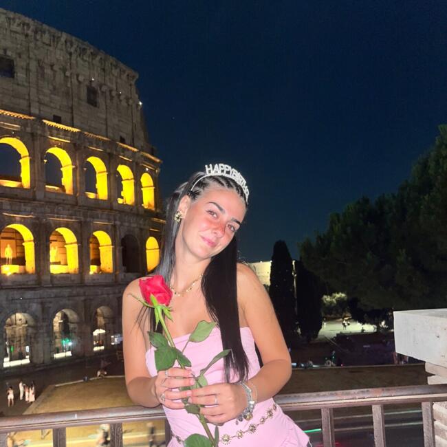 Babysitter in Rom: Lucrezia