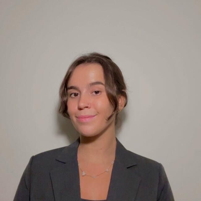 Babysitter in Diemen: Marina