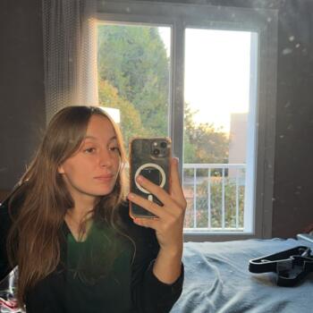 Babysitter in Hyères: Emma