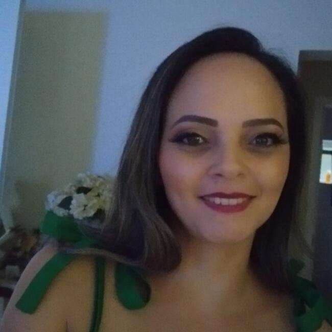 Babysitter in São Paulo (São Paulo): Erica