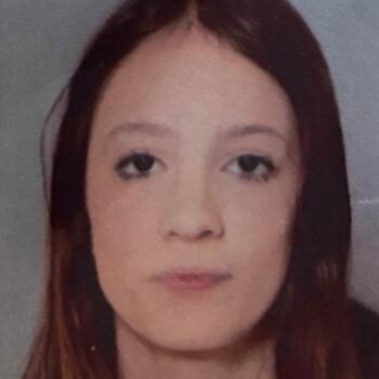 Babysitter Neyruz: Olivia