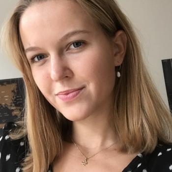 Baby-sitter in Antibes: Flora