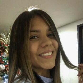 Babysitter in Santiago de Cali: Maria Jose