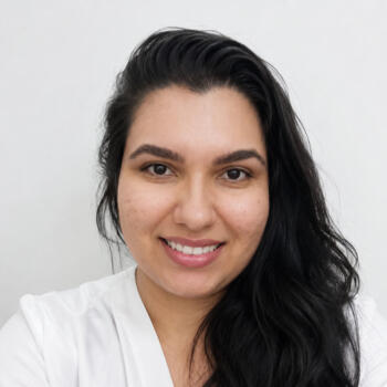 Babysitter Uberlândia: Cinthya Cristina