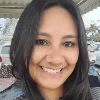 Babysitter in Palhoça: JANAINA