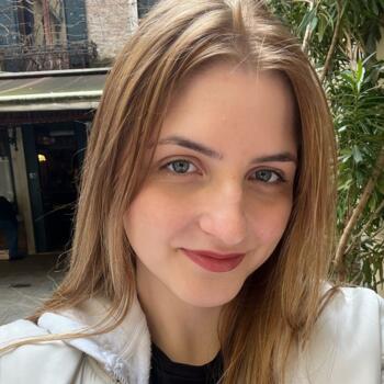 Babysitter in Belgrade: Mina