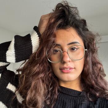 Babysitter in Melun: Hannah