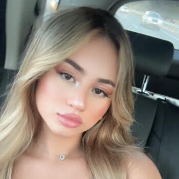 Babysitter in Paris: Yasmine