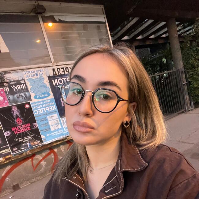 Varuška v Ljubljana: Anja