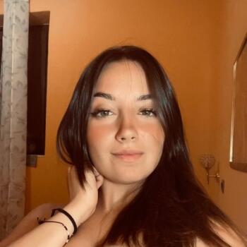 Babysitter in Burcei: Jessica