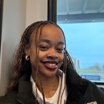 Baby-sitter in La Tour-de-Peilz: Divine