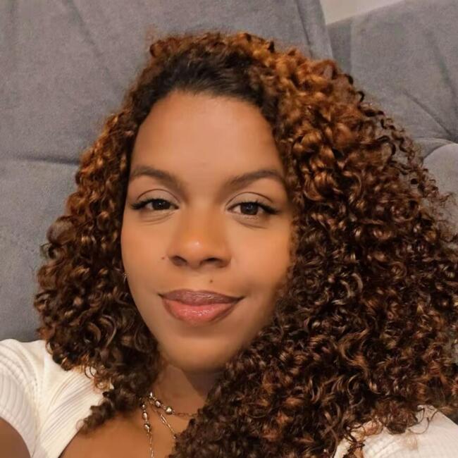 Babysitter in Queimados: Dayana Santos