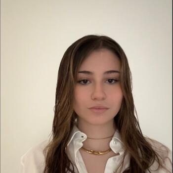 Babysitter in Caluire-et-Cuire: Oceane