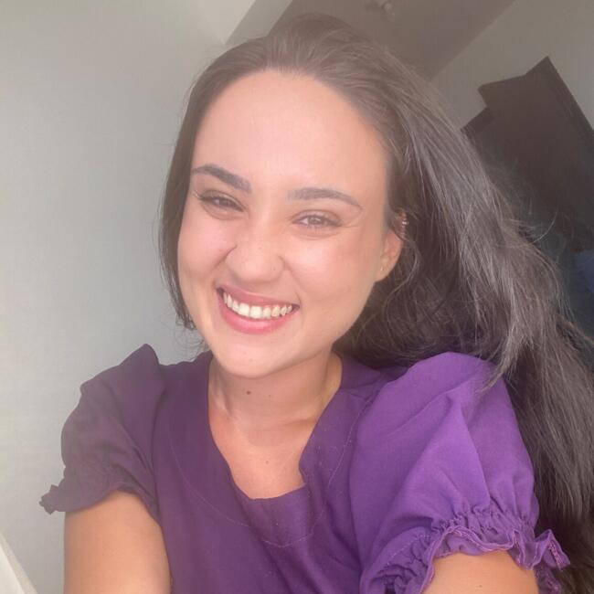 Babysitter in Lauro de Freitas: Kelly