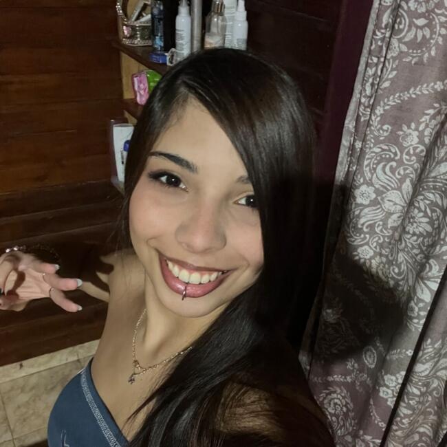 Babysitter in Buenos Aires: Milagros