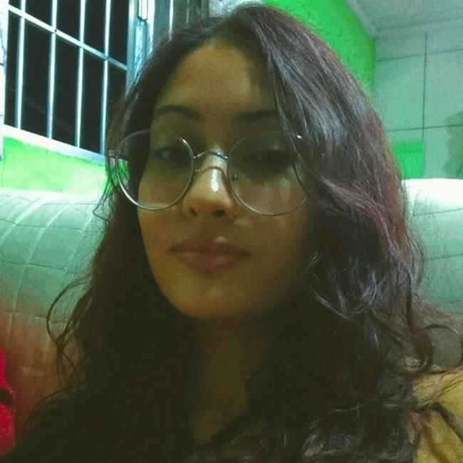 Babysitter in Lavras: Julia