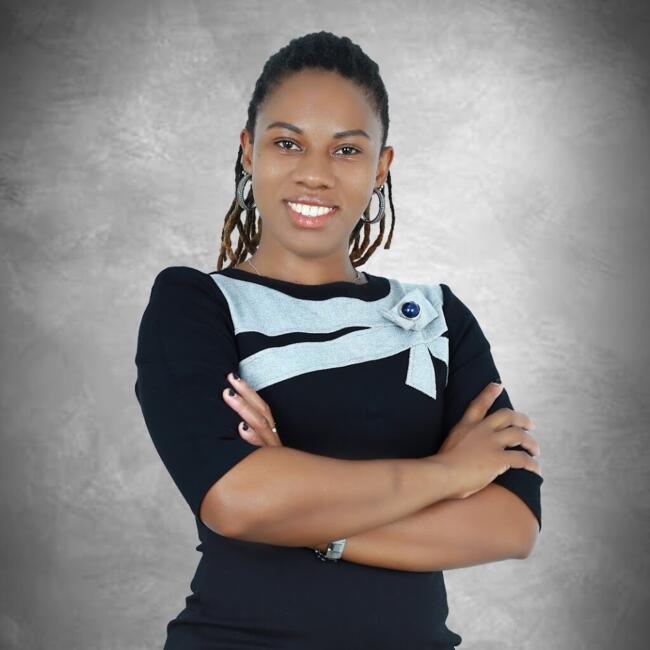 Babysitter in Dubai: Angella