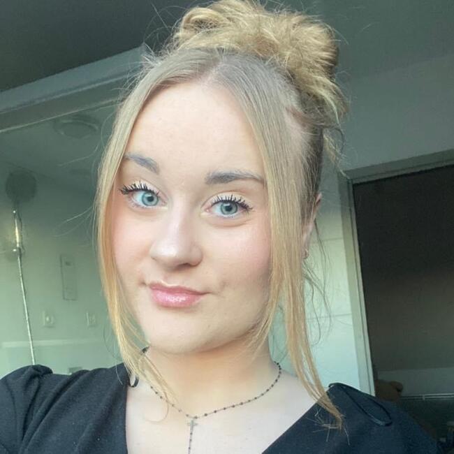 Babysitter in Lille: Lilou