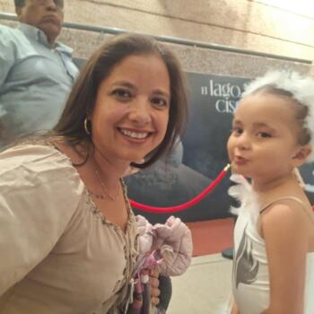 Trabajo para niñera en San Francisco de los Romo: trabajo de niñera Carla