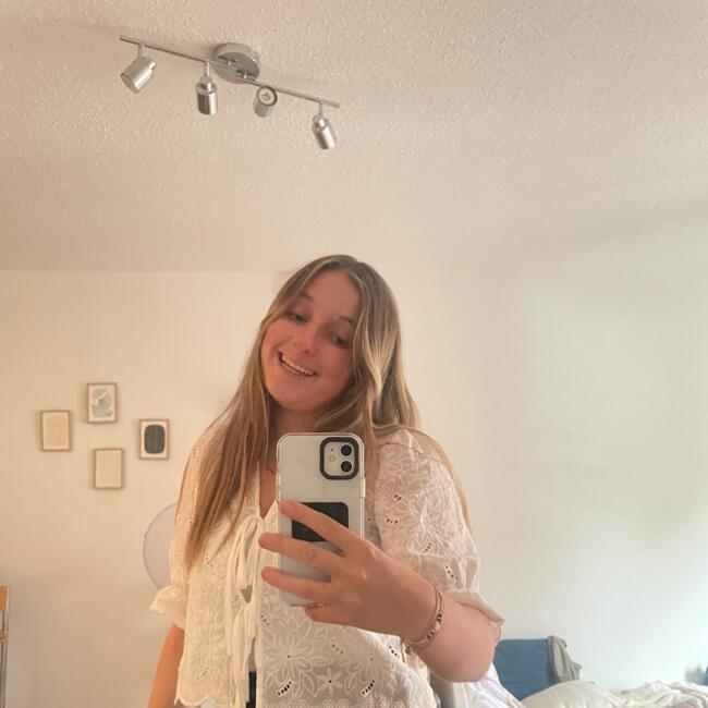 Babysitter in Toulouse: Manon