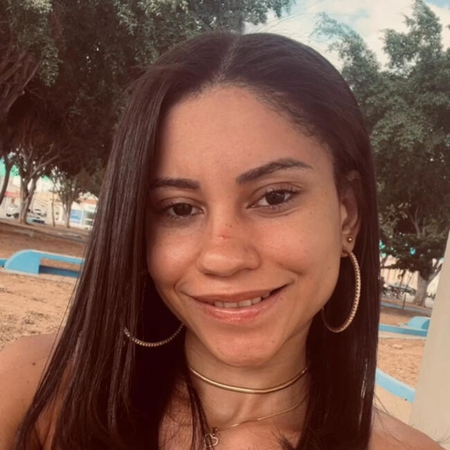 Babá em Vitória da Conquista: Maria Aparecida