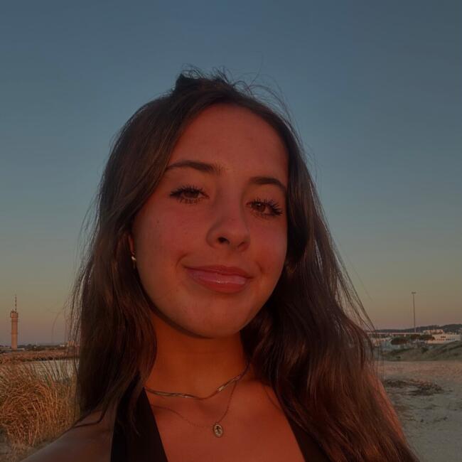 Babysitter in Bobadela: Joana