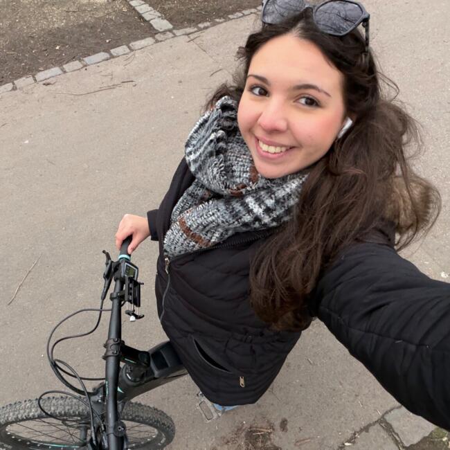 Babysitter in Aix-en-Provence: Lisa