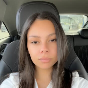 Babysitter in Saint-Mesmin: Zahra