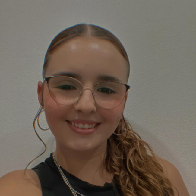 Babysitter in Setúbal: Barbara