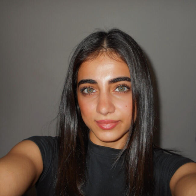 Babysitter in Bolton: Shaniar