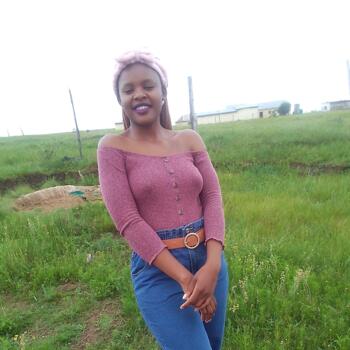 Babysitter in Soweto: Oneziwe