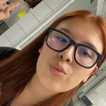 Babysitter in San Rafael (Provincia de Cartago): Sharon Karina