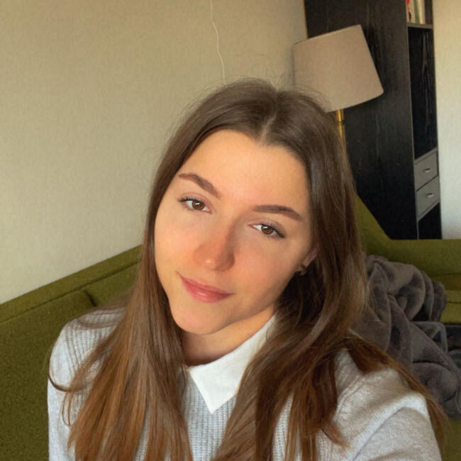 Bébiszitter Pécs területén: Alexandra