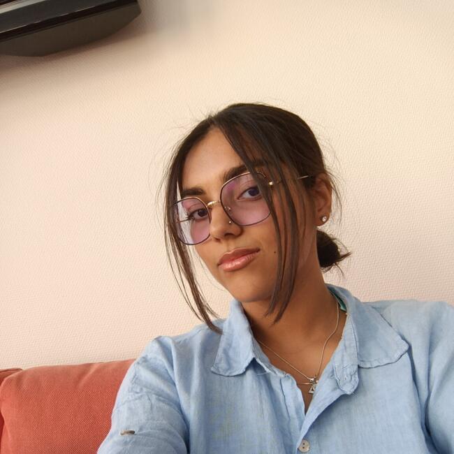 Babysitter in Villeurbanne: Natasha
